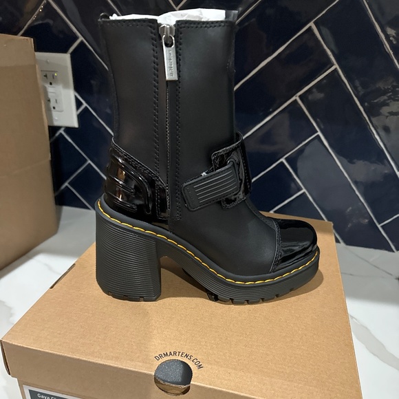 Dr. Martens | Shoes | Gaya Chelsea Dr Martens Boots | Poshmark